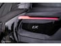 BMW iX xDrive40 High Executive 77 kWh | Trekhaak | Panorama | Laser LED | HUD | alcantara | Dealer onderhouden | 360 camera | SOH 97,3 | Rijklaarprijs | Fabrieksgarantie | Carplay | 2500 kg trekvermogen |