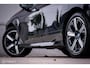 BMW iX xDrive40 High Executive 77 kWh | Trekhaak | Panorama | Laser LED | HUD | alcantara | Dealer onderhouden | 360 camera | SOH 97,3 | Rijklaarprijs | Fabrieksgarantie | Carplay | 2500 kg trekvermogen |