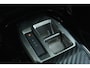Peugeot 208 Business | 16" stalen velgen 'MONTI' | Armsteunen portierpanelen vóór en achter in grijs Baladin | Cruise control met snelheidsbegrenzer