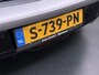 Peugeot e-208 EV 5Drs Allure Pack 50kWh SOH 90% 360°Camera Stoelverwarming 3D-Navi Ecc Pdc Apple Carplay Android Auto Keyless Cruise Control Regen-Lichtsensor Privacy Glas Lmv Led Lane Assist Isofix DAB Bluetooth