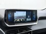 Peugeot e-208 EV 5Drs Allure Pack 50kWh SOH 90% 360°Camera Stoelverwarming 3D-Navi Ecc Pdc Apple Carplay Android Auto Keyless Cruise Control Regen-Lichtsensor Privacy Glas Lmv Led Lane Assist Isofix DAB Bluetooth