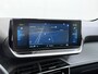 Peugeot e-208 EV 5Drs Allure Pack 50kWh SOH 90% 360°Camera Stoelverwarming 3D-Navi Ecc Pdc Apple Carplay Android Auto Keyless Cruise Control Regen-Lichtsensor Privacy Glas Lmv Led Lane Assist Isofix DAB Bluetooth