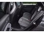 Volkswagen Golf 1.5 eTSI 150pk DSG R-Line | Pano | IQ-light | Camera
