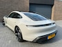 Porsche Taycan 4S Performance 84 kWh, KRIJTGRIJS, BTW, SOH 89%, Dealer Onderh, Luchtvering, Glas dak,Bose, Memory
