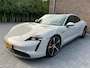 Porsche Taycan 4S Performance 84 kWh, KRIJTGRIJS, BTW, SOH 89%, Dealer Onderh, Luchtvering, Glas dak,Bose, Memory