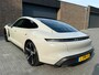 Porsche Taycan 4S Performance 84 kWh, KRIJTGRIJS, BTW, SOH 89%, Dealer Onderh, Luchtvering, Glas dak,Bose, Memory