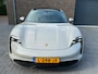 Porsche Taycan 4S Performance 84 kWh, KRIJTGRIJS, BTW, SOH 89%, Dealer Onderh, Luchtvering, Glas dak,Bose, Memory