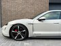 Porsche Taycan 4S Performance 84 kWh, KRIJTGRIJS, BTW, SOH 89%, Dealer Onderh, Luchtvering, Glas dak,Bose, Memory