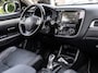 Mitsubishi Outlander 2.0 PHEV Instyle+ | PANORAMADAK | PARKEERCAMERA | STOELVERWARMING | ADAPTIEF | LEDER | CLIMATE / CRUISE CONTR