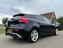 Volvo V40 2.0 D2 Kinetic Business / Navi / Clima / 17" Velgen / Goed Onderhouden / 6 Versnellingen / PDC / Cruise / LED /