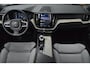 Volvo XC60 T6 Hybride AWD Plus Dark LONG RANGE | 360° Camera | Panoramadak | Trekhaak | Stoel + Stuur Verwarmd |