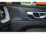 Volvo XC60 T6 Hybride AWD Plus Dark LONG RANGE | 360° Camera | Panoramadak | Trekhaak | Stoel + Stuur Verwarmd |