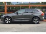 Volvo XC60 T6 Hybride AWD Plus Dark LONG RANGE | 360° Camera | Panoramadak | Trekhaak | Stoel + Stuur Verwarmd |