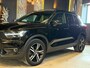 Volvo XC40 2.0 T4 R-Design