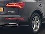 Audi Q5 50 TFSI e Quattro S Line PHEV 300pk Dealer O.H. | Trekhaak Af Fabriek | Luchtvering | Alcantara Sportstoelen Verwarmd | Cruise Control | Navigatie Plus | DAB | LED Koplampen | 18"L.M | Plug In Hybrid |