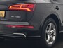 Audi Q5 50 TFSI e Quattro S Line PHEV 300pk Dealer O.H. | Trekhaak Af Fabriek | Luchtvering | Alcantara Sportstoelen Verwarmd | Cruise Control | Navigatie Plus | DAB | LED Koplampen | 18"L.M | Plug In Hybrid |