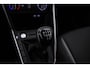 Volkswagen Taigo Life Edition 1.0 TSI 95pk Adaptive cruise control, Achteruitrijcamera, App connect, Airco, DAB, Radio, LED koplampen, Bluetooth