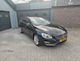 Volvo V60 1.6 T4 Kinetic,Cruise control,Navi,Parkeersensoren,Climate control,Trekhaak