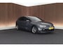 Volkswagen Golf 1.5 eTSI 150pk DSG R-Line Matrix LED Keyless Camera Stoelverwarming Virtual Cockpit Navigatie