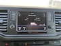 Volkswagen Crafter 35 2.0 TDI L3H3/L2H2 Trekhaak 3500kg trekgewicht Airco Cruise controle Kastinrichting Omvormer Apple carplay Navigatie Parkeersensoren voor en achter Euro 6 Bpm vrij!!