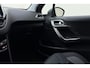 Peugeot 2008 1.2 PureTech Allure Nette Auto! l Apple Carplay & Android Auto l Climate Control l Cruise Control l Bluetooth l PDC l Lichtmetalen Velgen 17'' l