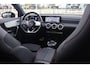 Mercedes-Benz A-klasse 180 AMG-LINE I Night Pakket I Pano I Sfeerverlichting I Camera I Navi I Cruise