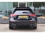 Mercedes-Benz A-klasse 180 AMG-LINE I Night Pakket I Pano I Sfeerverlichting I Camera I Navi I Cruise