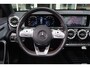 Mercedes-Benz A-klasse 180 AMG-LINE I Night Pakket I Pano I Sfeerverlichting I Camera I Navi I Cruise