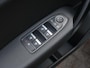 Renault Captur 1.6 E-Tech Plug-in Hybrid 160 Intens | Trekhaak | Navigatie | Camera achter | Keyless entry en start