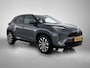 Toyota Yaris Cross 1.5 Hybrid 115 First Edition Comfort Pack | BTW voertuig | Dodehoek detectie | Stoel+stuurverwarming | Draadloze telefoonlader | Apple CarPlay/Android Auto | Cruise Control Adaptive | Elektrisch verstel & inklapbare buitenspiegels |