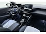 Peugeot e-208 EV GT 50 kWh Alcantara®/Lederen Sportstoelen l Panoramadak l Apple Carplay/Android Auto l Bluetooth l Camera/PDC l DAB l Climate Control l Cruise Control l LED l Navigatie Full-Map