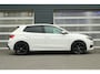 Skoda Fabia 1.0 TSI 95pk Black Edition | Trekhaak | 17” Glossy Black Allseason | Apple CarPlay & Android Auto