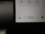 Lynk & Co 02 More 66 kWh Automaat / Stoel+Stuur Verwarmd / Panoramadak / Adaptive Cruise / Harman-Kardon / Elek. Verstelbare stoelen / Carplay / Android Auto / Draadloze Oplader / Kunstleder /