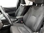 Toyota Prius 1.8 Plug-in Dynamic | Dealer Onderhouden | Head-Up Display | Dodehoek detectie | stoelverwarming | Navigatie | Parkeersensoren achter | Draadloze telefoonlader | Cruise Control Adaptive |