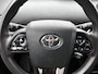 Toyota Prius 1.8 Plug-in Dynamic | Dealer Onderhouden | Head-Up Display | Dodehoek detectie | stoelverwarming | Navigatie | Parkeersensoren achter | Draadloze telefoonlader | Cruise Control Adaptive |
