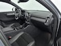 Volvo XC40 1.5 T5 Recharge R-Design | Trekhaak | Panormadak | PDC V+A en Camera | BLIS | Adaptive Cruiscontrol | Extra Getint Glas | Stoel + Stuurverwarming |