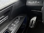 Peugeot 5008 SUV GT Pack Business 130pk Automaat | 7 Zitplaatsen | Navigatie | Rondomzichtcamera | Focal Premium HiFi | Handsfree achterklep | Full Led koplampen | Adaptieve Cruise Control | Climate Control | Leder/Alcantara | Stoelverwarming | Keyless | Parkeerassistent | Apple Carplay / Android Auto | Dodehoeksensor | Donker getint glas | 19" lichtmetalen velgen |