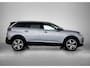 Peugeot 5008 SUV GT Pack Business 130pk Automaat | 7 Zitplaatsen | Navigatie | Rondomzichtcamera | Focal Premium HiFi | Handsfree achterklep | Full Led koplampen | Adaptieve Cruise Control | Climate Control | Leder/Alcantara | Stoelverwarming | Keyless | Parkeerassistent | Apple Carplay / Android Auto | Dodehoeksensor | Donker getint glas | 19" lichtmetalen velgen |