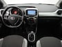 Toyota Aygo 1.0 VVT-i x-wave SCHUIFDAK | ACHTERUITRIJCAMERA | NAVIGATIE | APPLE CARPLAY | TREKHAAK | CRUISE | AIRCO | BLUETOOTH |12 MAANDEN BOVAG GARANTIE |