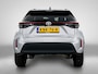 Toyota Yaris Cross 1.5 Hybrid 115 First Edition Comfort Pack | BTW voertuig | Dodehoek detectie | Stuur+stoelverwarming | Parkeersensoren voor+achter | Draadloze telefoonlader | Apple CarPlay/Android Auto | Cruise Control Adaptive |