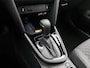 Toyota Yaris Cross 1.5 Hybrid 115 First Edition Comfort Pack | BTW voertuig | Dodehoek detectie | Stuur+stoelverwarming | Parkeersensoren voor+achter | Draadloze telefoonlader | Apple CarPlay/Android Auto | Cruise Control Adaptive |