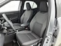 Toyota Yaris Cross 1.5 Hybrid 115 First Edition Comfort Pack | BTW voertuig | Dodehoek detectie | Stuur+stoelverwarming | Parkeersensoren voor+achter | Draadloze telefoonlader | Apple CarPlay/Android Auto | Cruise Control Adaptive |