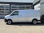 Volkswagen Transporter 2.0 TSI L2H1 Benzine Dubbele Schuifdeur Airco Cruise controle Bpm vrij Trekhaak Klep achter Euro 6 Benzine Ideaal voor ombouw naar Camper !!