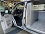 Volkswagen Transporter 2.0 TSI L2H1 Benzine Dubbele Schuifdeur Airco Cruise controle Bpm vrij Trekhaak Klep achter Euro 6 Benzine Ideaal voor ombouw naar Camper !!
