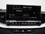 Kia Xceed 1.0 T-GDi DynamicLine Airco | Bluetooth | Buitenspiegels Elektrisch Inklapbaar | Cruise Control | Dakrails | LED Koplampen | Lederen Stuurwiel | Lichtmetalen Velgen | Navigatiesysteem | Stuurwiel Multifunctioneel