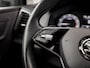 Skoda Karoq 1.5 TSI ACT Sport 150Pk Automaat (APPLE CARPLAY, GROOT NAVI, CLIMATE, KEYLESS, GETINT GLAS, SPORTSTOELEN, CRUISE, PARKEERSENSOREN, NIEUWE APK, NIEUWSTAAT)