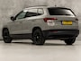 Skoda Karoq 1.5 TSI ACT Sport 150Pk Automaat (APPLE CARPLAY, GROOT NAVI, CLIMATE, KEYLESS, GETINT GLAS, SPORTSTOELEN, CRUISE, PARKEERSENSOREN, NIEUWE APK, NIEUWSTAAT)