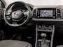Skoda Karoq 1.5 TSI ACT Sport 150Pk Automaat (APPLE CARPLAY, GROOT NAVI, CLIMATE, KEYLESS, GETINT GLAS, SPORTSTOELEN, CRUISE, PARKEERSENSOREN, NIEUWE APK, NIEUWSTAAT)