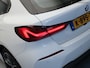 BMW 1-Serie 118i Business Edition Plus Sport (DIGITAAL COCKPIT,KEYLESS,SPORTSTOELEN,LED,CLIMATE,APPLE CARPLAY,PARKEERSENSOR)