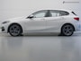 BMW 1-Serie 118i Business Edition Plus Sport (DIGITAAL COCKPIT,KEYLESS,SPORTSTOELEN,LED,CLIMATE,APPLE CARPLAY,PARKEERSENSOR)